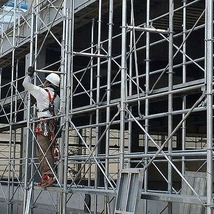 九州圏内で足場工事なら、福岡の株式会社ＲＹＯへ。高い安全性・迅速丁寧な工事